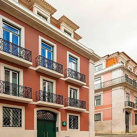 Lsa Chiado Emenda By Numa Otel 4*